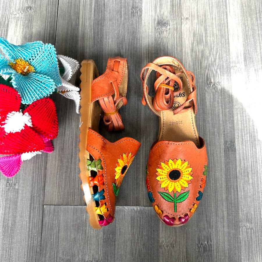 D'Lolos Lace-Up Huaraches