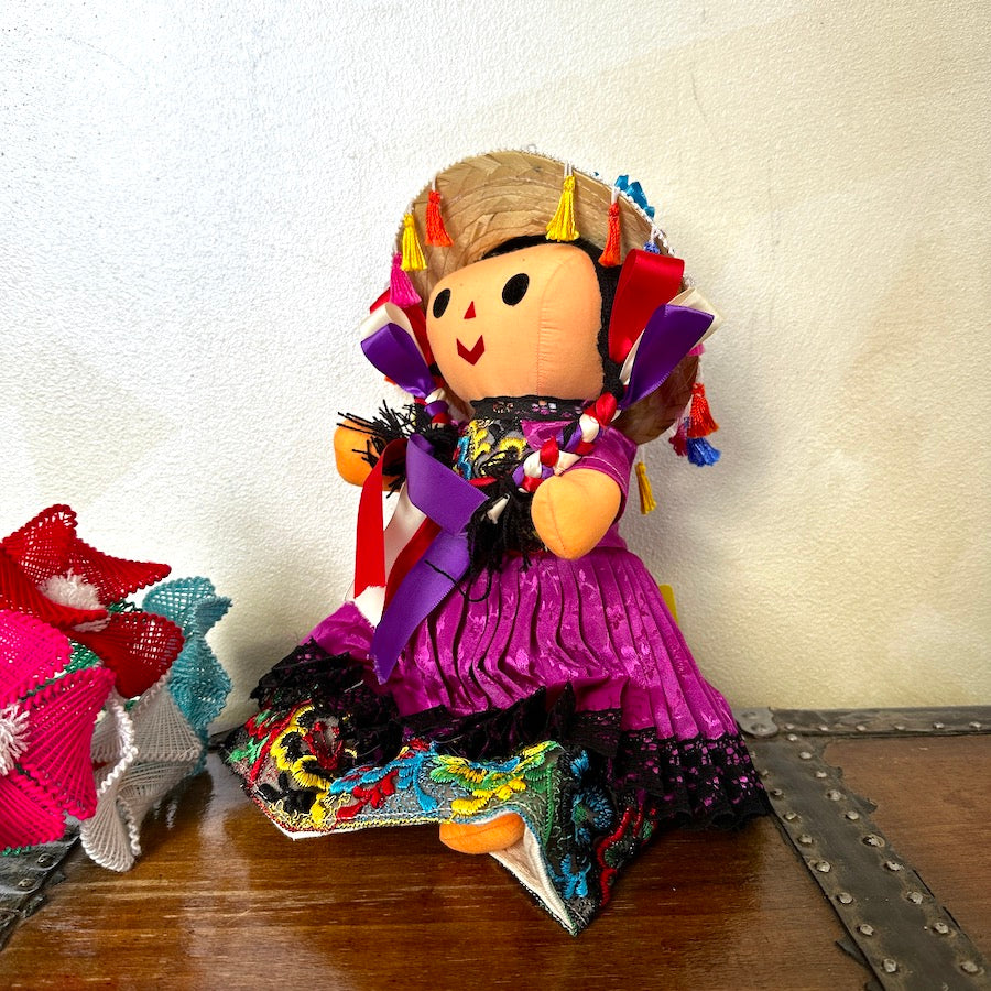 La Muneca Maria Doll ( 14" )