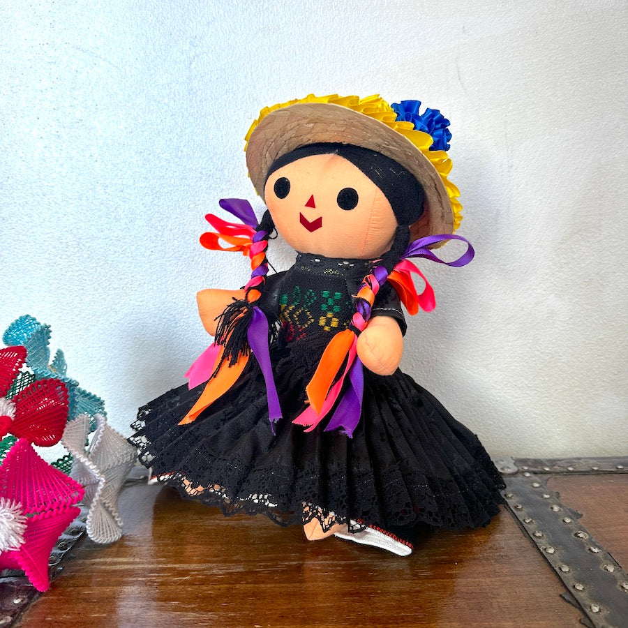 La Muneca Maria Doll ( 14" )