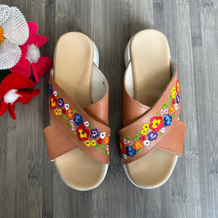Paulina's Wedges
