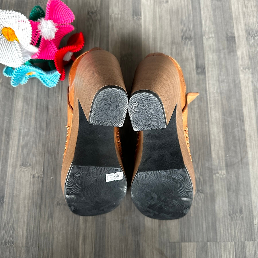 Cucos Booties