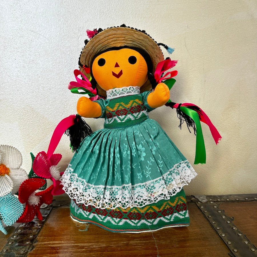 La Muneca Maria Doll ( 14" )