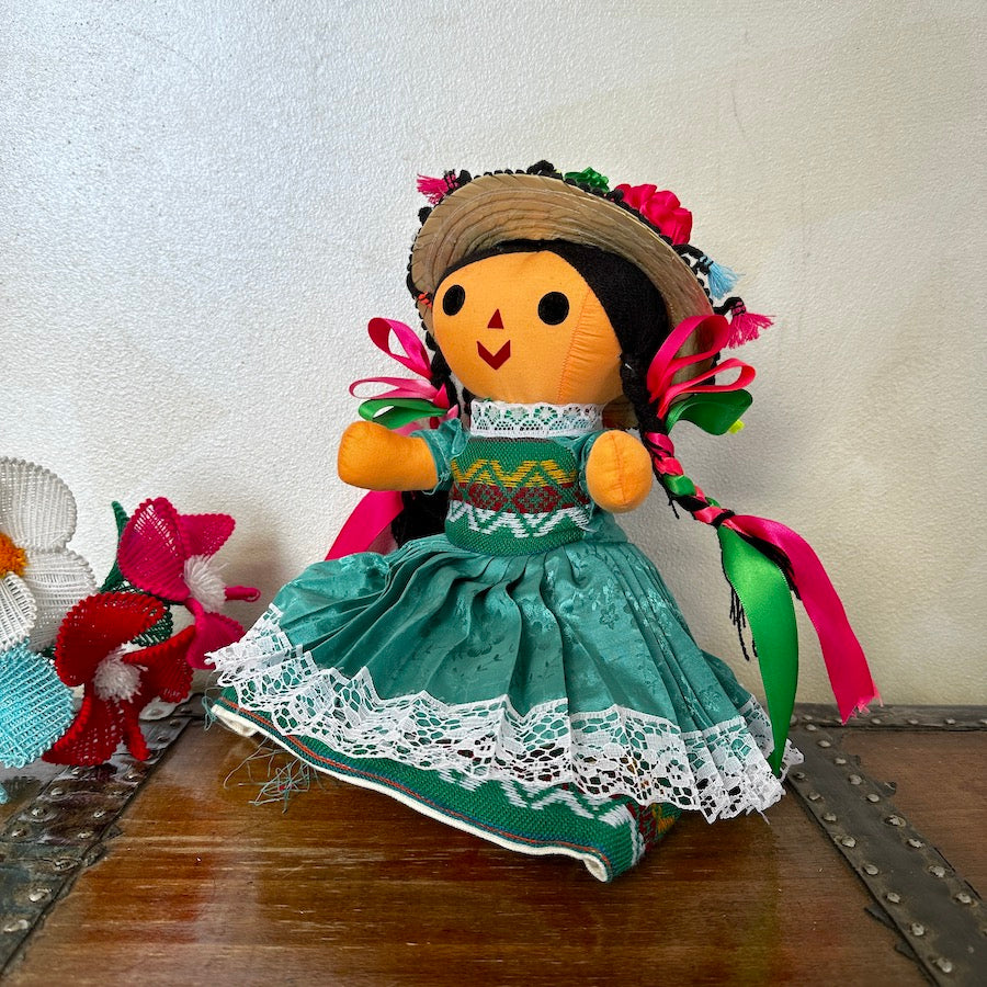 La Muneca Maria Doll ( 14" )