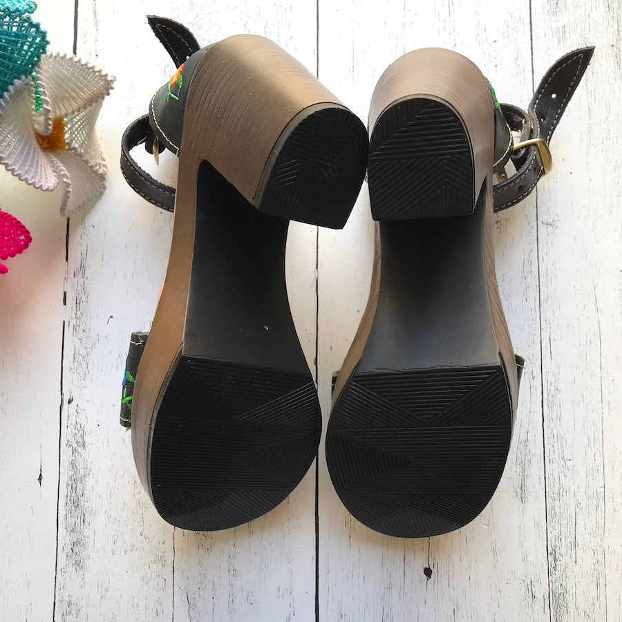 Elisa's Ankle Strap Pumps
