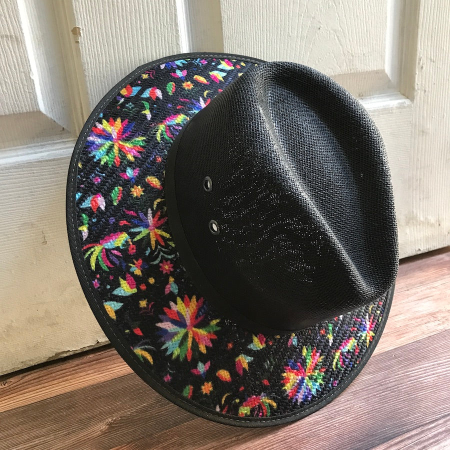 Festive Sombrero ( M )