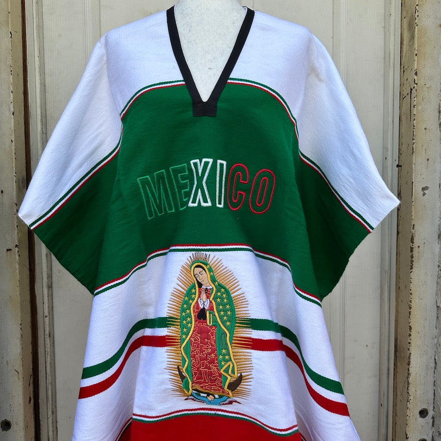 Team "Mexico" Poncho ( O/S )