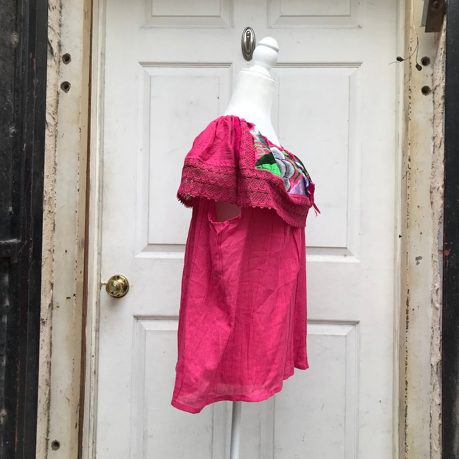 Amelia's Off-shoulder Blouse ( S/M )