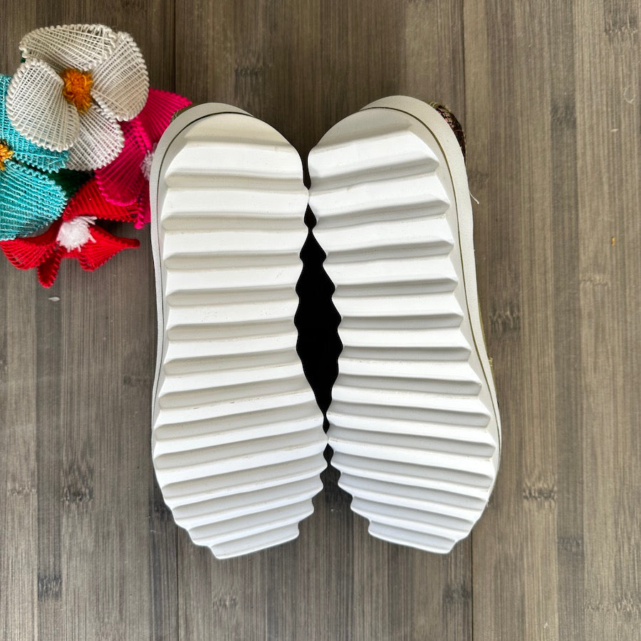 Moni's Platforms