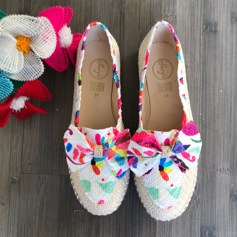 Sary's Aztec Flats