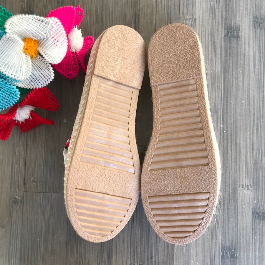 Sary's Aztec Flats