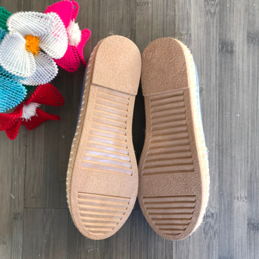Sary's Aztec Flats