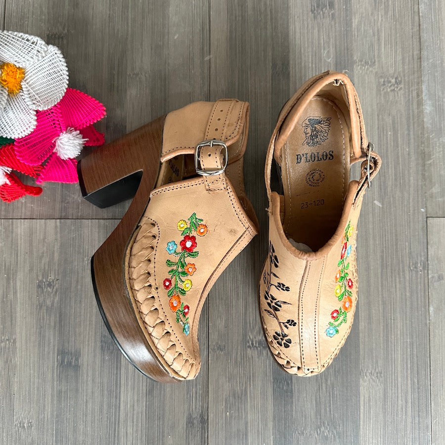 Raquel's Pumps