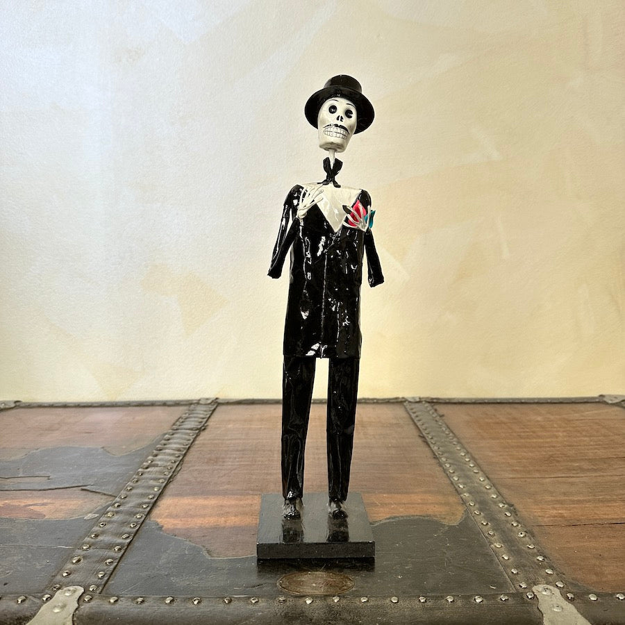 El Novio Catrin Figurine