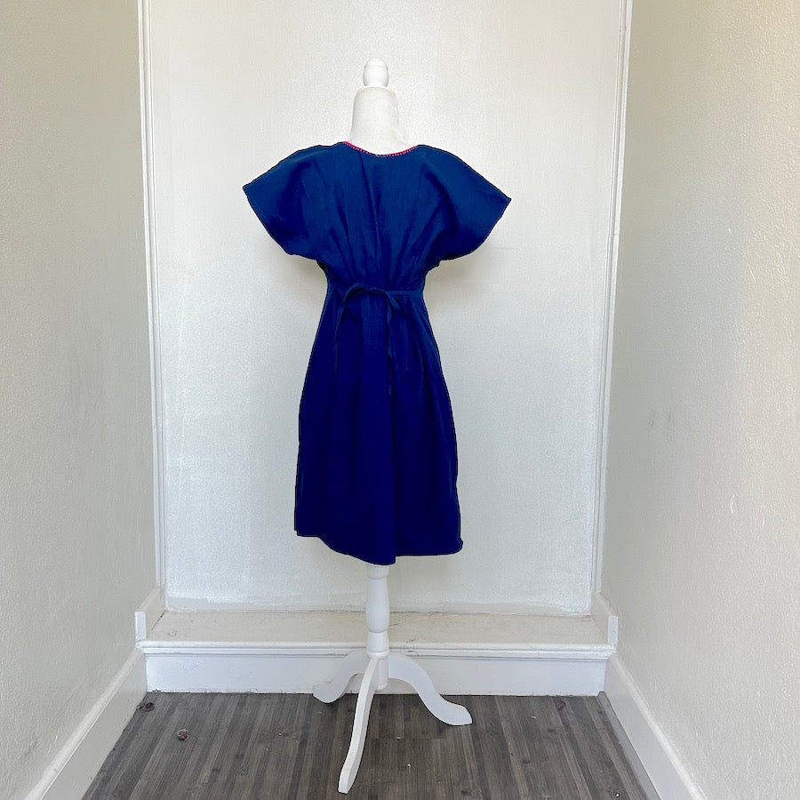 Pavo real Embroidered Dress ( M )