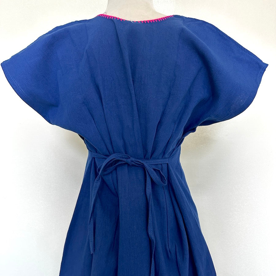 Pavo real Embroidered Dress ( M )