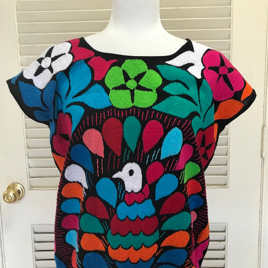 Pavo real Embroidered Blouse ( M )
