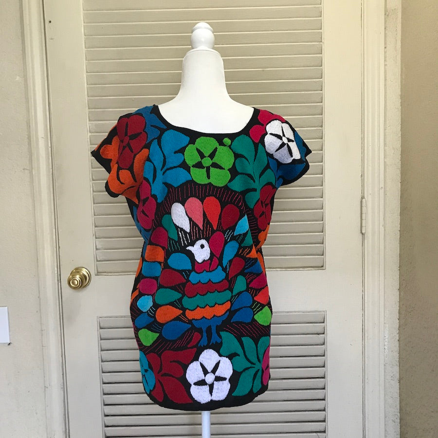 Pavo real Embroidered Blouse ( M )