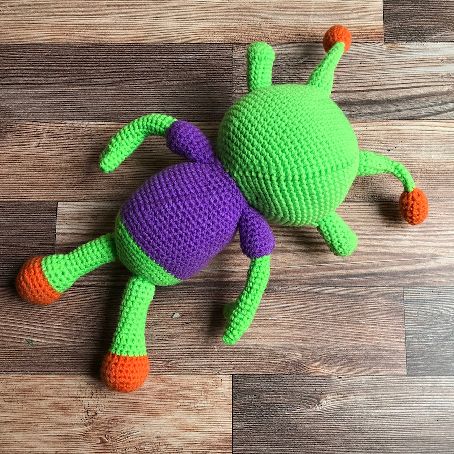 Alien Crochet (16")