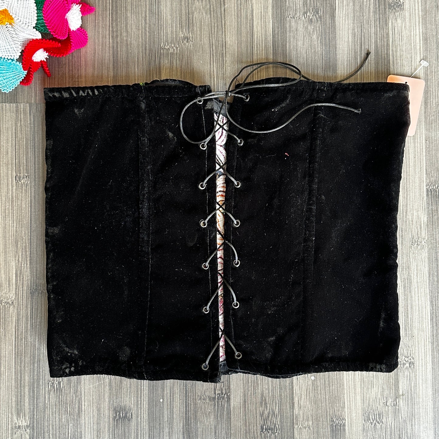 Floral Embroidered Corset ( L )