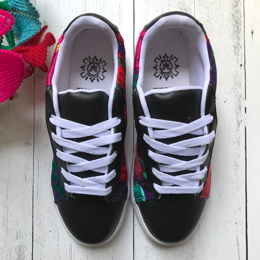 Embroidered Wmns Sneakers