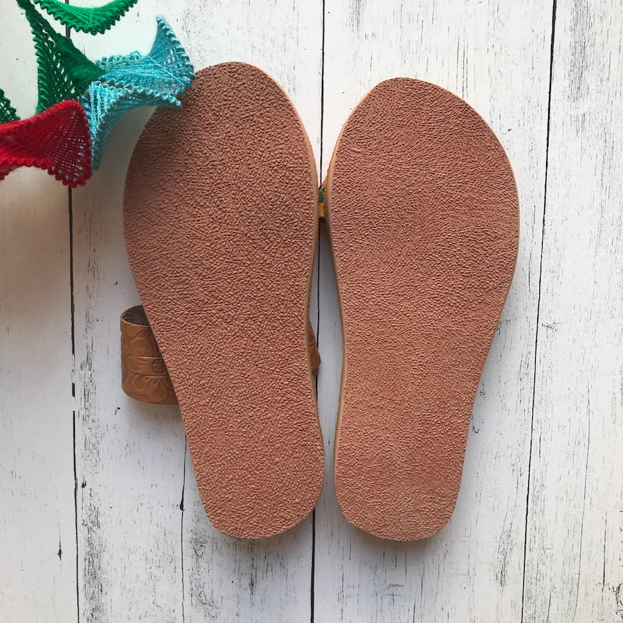 Dolore's Huaraches
