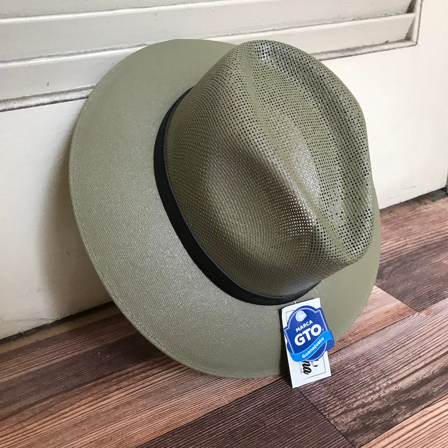 Village Straw Hat ( M )
