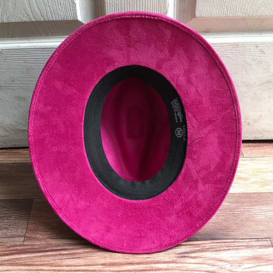 Flora's Embroidered Suede Hat ( M )