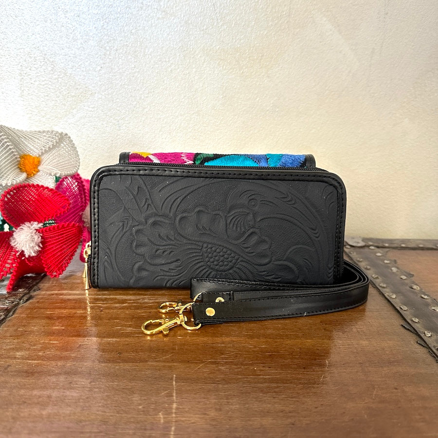 Dulce's Leather Clutch Wallet Bag