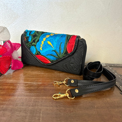 Dulce's Leather Clutch Wallet Bag