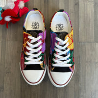 Embroidered Wmns Sneakers ( US 7  )