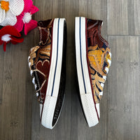 Embroidered Wmns Sneakers ( US 7  )