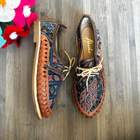 Akachi Oxford Sneakers