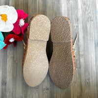 Akachi Oxford Sneakers