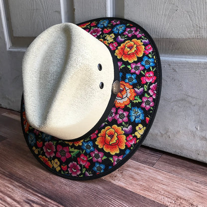 Flora's Sombrero ( M )