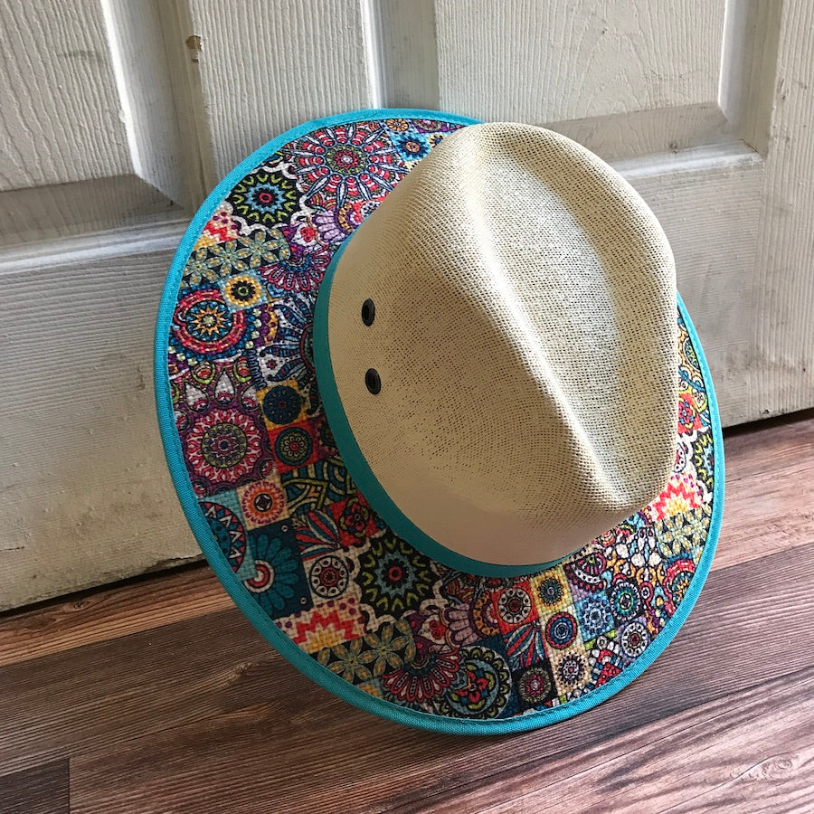 Festive Sombrero ( M )