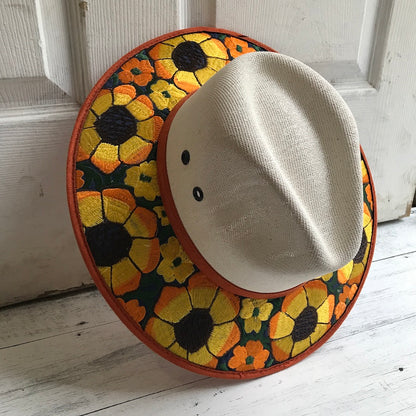 Girasol's Embroidered Sombrero ( L )