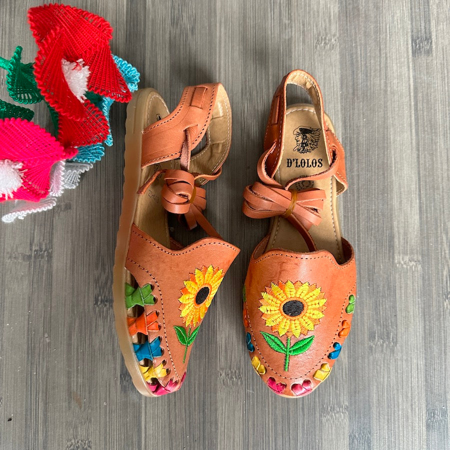 Girasol's Lace-Up Huaraches