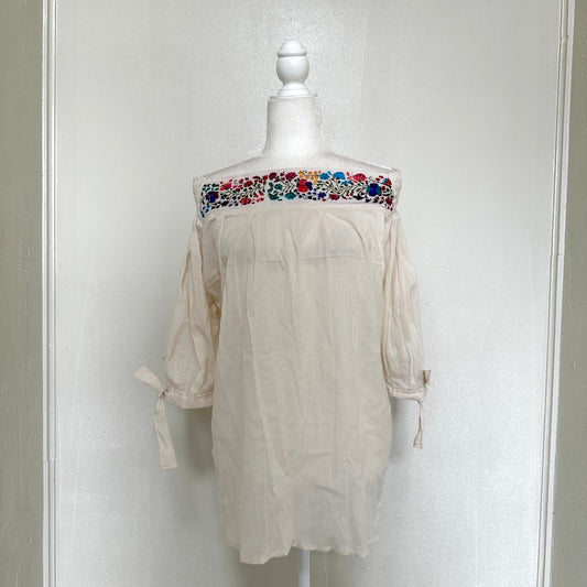 Antonia's Off-shoulder Blouse ( M )