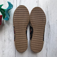 La Muneca Maria Huaraches ( US 5 )